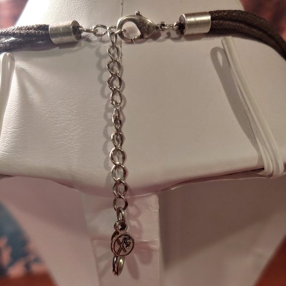 Red Oval Necklace - Picture 5 of 6